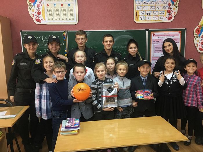 Представники університету провели брейн-ринг для учнів підшефної школи