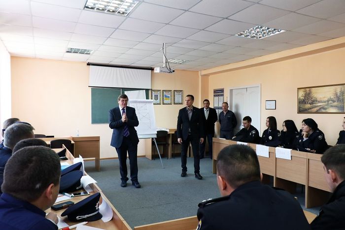 Для слухачів магістратури проходять тренінги з питань взаємодії поліції з населенням 