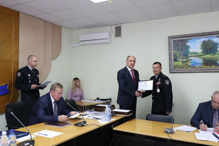 Під час засідання Вченої ради працівникам та курсантам університету було вручено нагороди