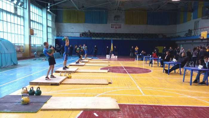 Перемоги спортсменів університету у чемпіонаті України з гирьового спорту