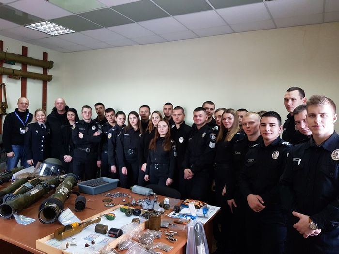 З курсантами університету проведено бінарні практичні заняття на базі Харківського НДЕКЦ МВС України 