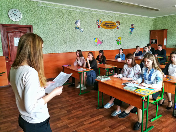 Представники Сумської філії ХНУВС провели для школярів правовий тренінг «Закон і ми»