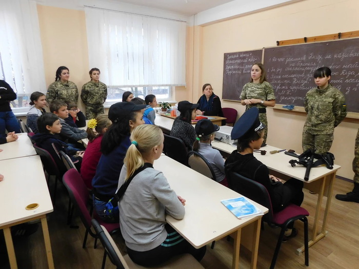 Волонтерська діяльність студентів факультету № 6