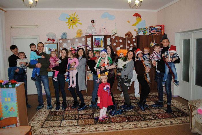 Студенти Сумської філії ХНУВС привітали вихованців Будинку малюка з новорічними святами