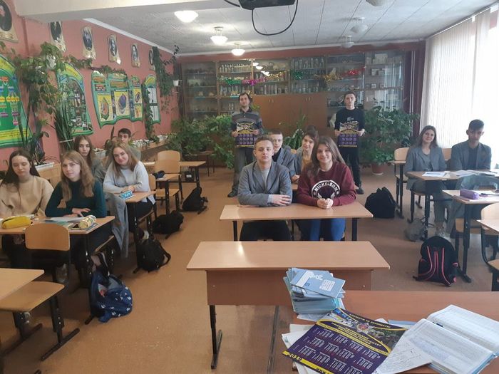 Студенти познайомили школярів харківських шкіл з університетом