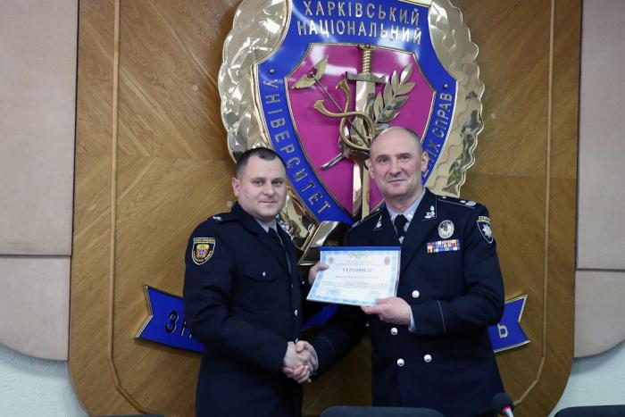 Ректор університету Валерій Сокуренко вручив сертифікати слухачам курсів підвищення кваліфікації 