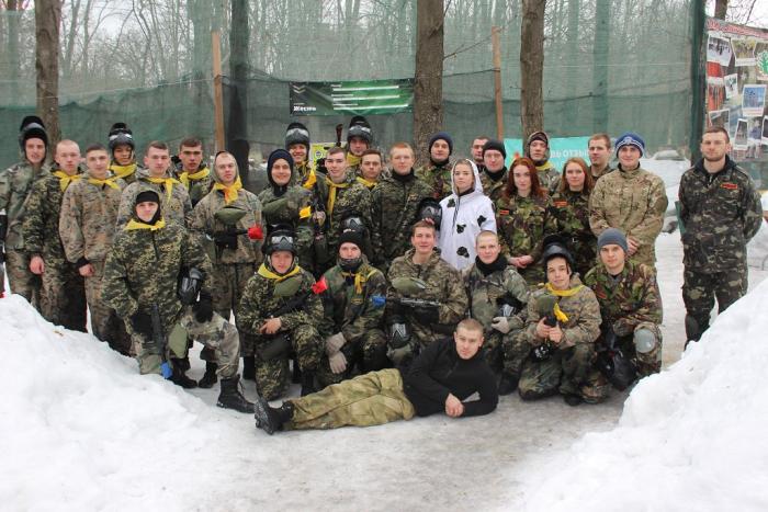 Практичне заняття з курсантами щодо тактики дій поліції з блокування та знешкодження озброєних злочинців в умовах міської забудови