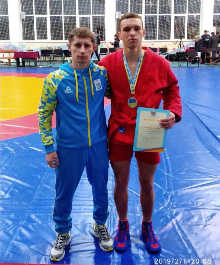 Курсант Єгор Рева виборов срібну нагороду із боротьби самбо