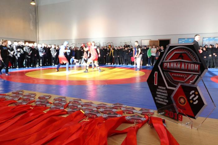 В університеті пройшов чемпіонат вишу з панкратіону