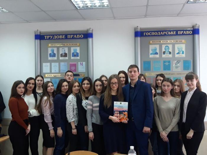 Для студентів провели бінарне заняття за темою «Інноваційний розвиток стартапів»