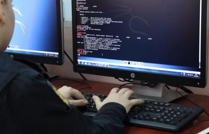 Хочеш боротися з кіберзлочинністю? Вступай до ХНУВС на факультет № 4!