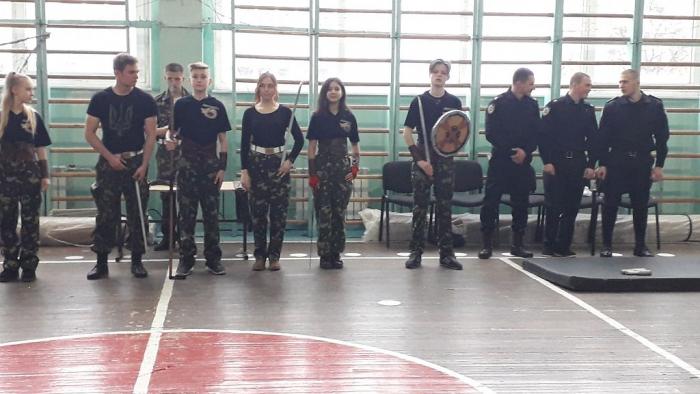 Курсанти університету допомогли школярам у проведенні спортивно-патріотичних ігор