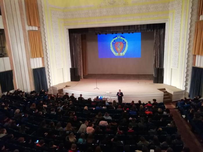 Проректор ХНУВС Анатолій Клочко: «Від того, як ви будете навчатися, а згодом і служити – залежатиме і ваша доля, і майбутнє нашої держави»