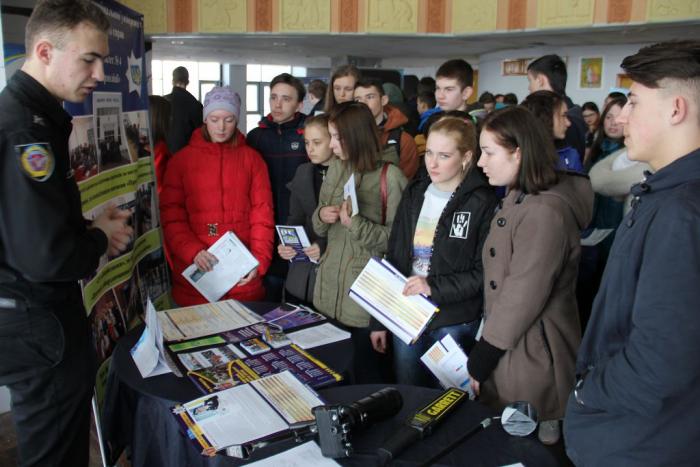 Проведено профорієнтаційні зустрічі у Первомайському районі Харківщини