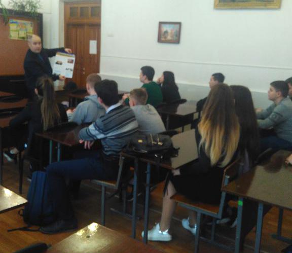 Профорієнтаційна зустріч у Харківській ЗОШ № 70