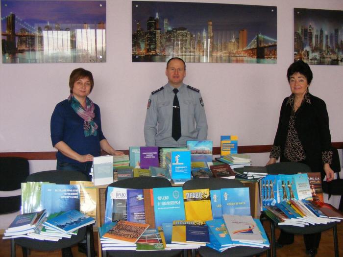 Бібліотека університету отримала в дарунок нову літературу