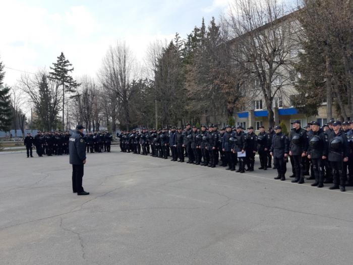 Представники ХНУВС забезпечували публічну безпеку та порядок під час проведення футбольного матчу на Кубок України