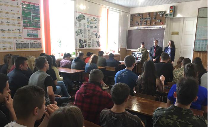 Представники факультету № 6 провели профорієнтаційну зустріч у селищі Липці Харківської області