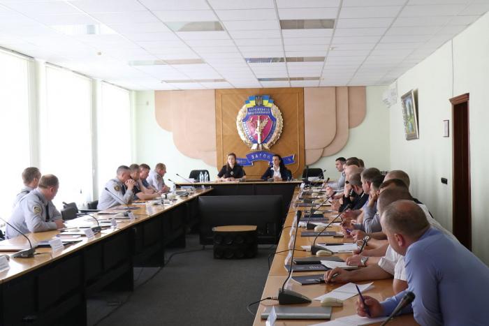 Організація та правила використання службових собак в діяльності територіальних органів Національної поліції України