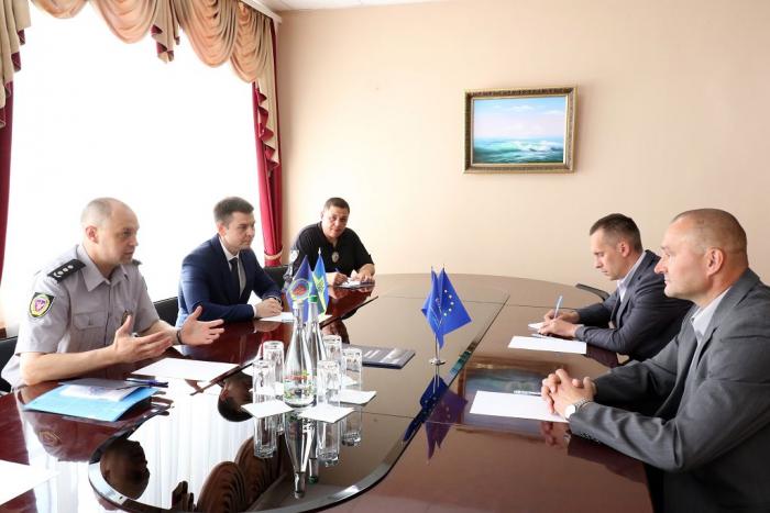 Новий керівник регіонального представництва КМЄС у м. Харкові Роберт Жулкєвскі відвідав ХНУВС