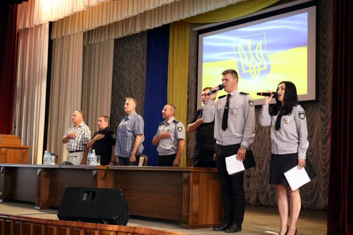У Всеукраїнський День вшанування пам’яті загиблих правоохоронців першокурсники університету зустрлися з ветеранами ОВС