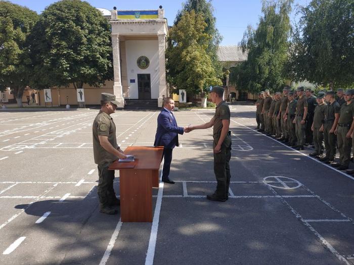 У ХНУВС закінчився перший етап підготовки військовослужбовців Національної гвардії України з питань охорони громадського порядку (забезпечення публічної безпеки і порядку)
