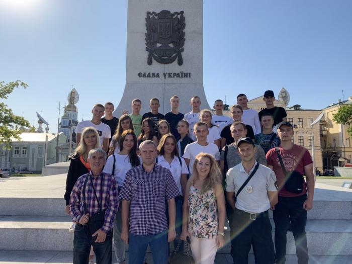 Першокурсники університету знайомляться з Харковом