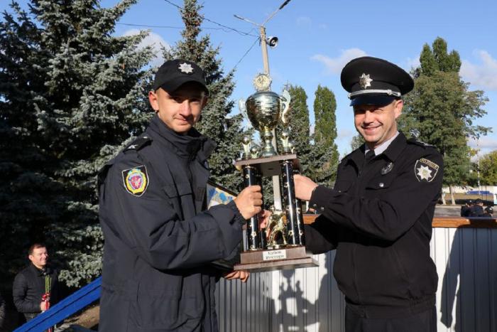 Ректор вручив Кубок з міні-футболу переможцям змагань