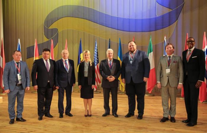 Ректор ХНУВС Дмитро Швець взяв участь в роботі ІІІ Харківського міжнародного юридичного форуму