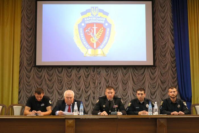 З представниками університету провели інструктивне заняття щодо дотримання Правил дорожнього руху