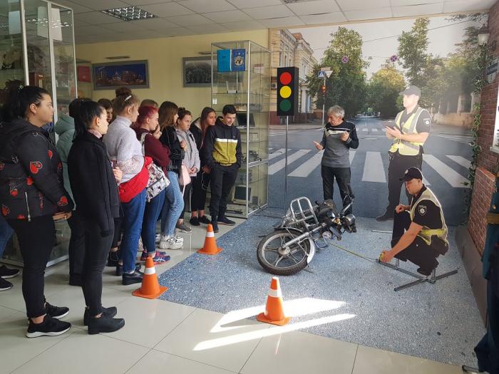 Студенти-першокурсники відвідали музей університету