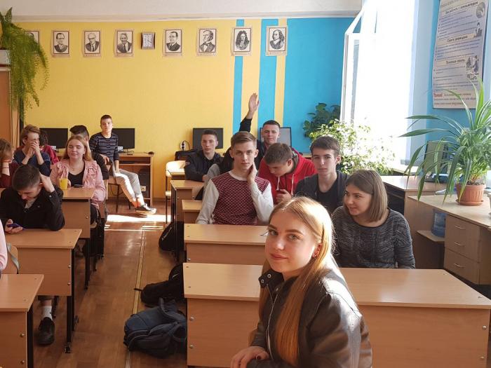 Профорієнтаційна зустріч зі школярами Харківської загальноосвітньої школи №101