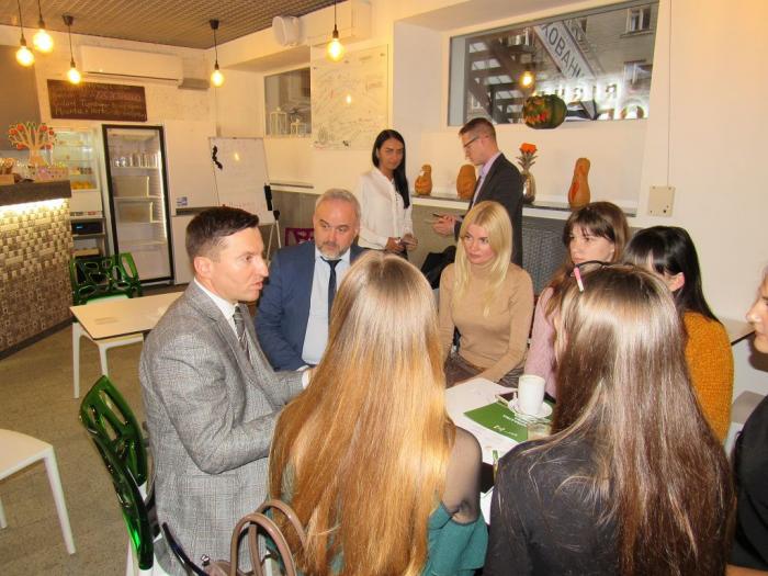 Студенти університету познайомилися з роботою «Правового кафе» 