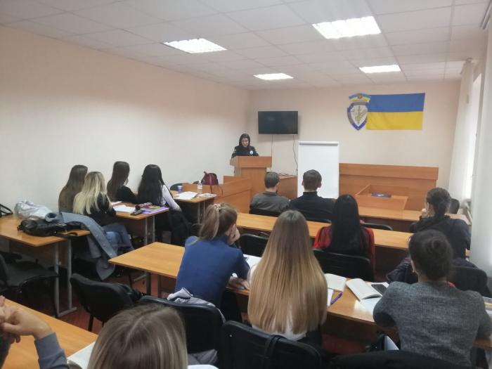 Бінарне заняття з кримінального права за участі начальника слідчого відділення