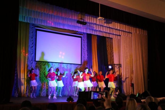 Виступ колективу художньої самодіяльності факультету № 1