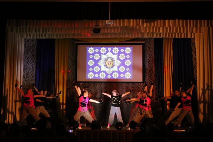 Виступ колективу художньої самодіяльності факультету №2