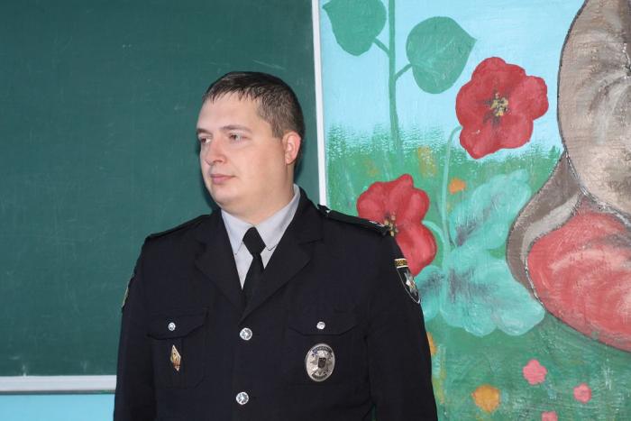 Профілактична бесіда з учнями щодо дотримання Правил дорожнього руху