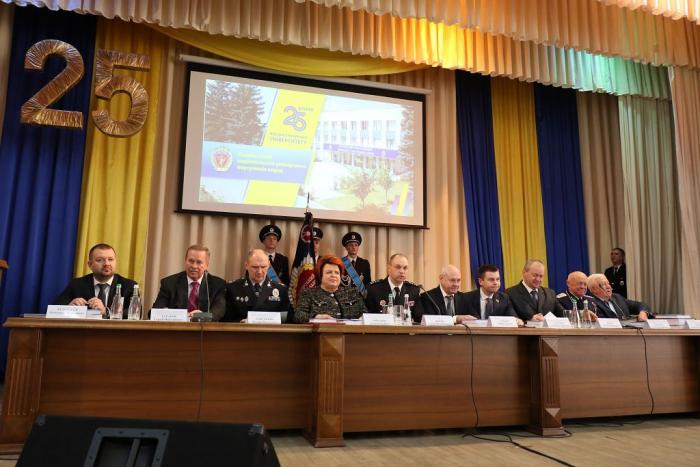 Університету – 25!