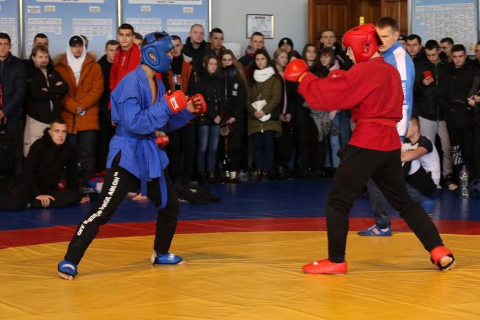 В університеті проходять змагання з рукопашного бою