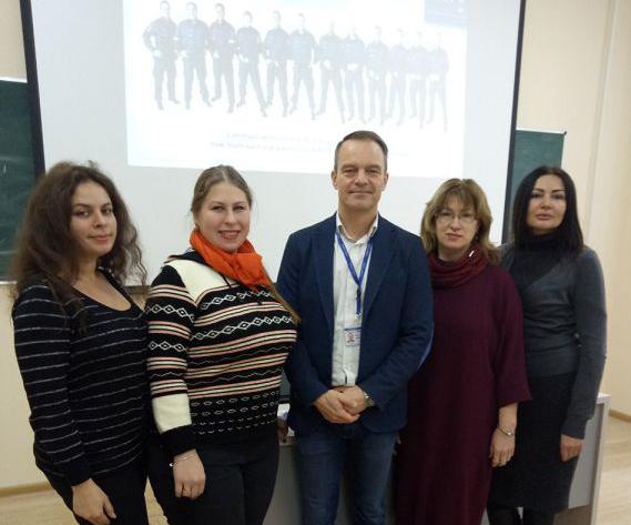 Заняття зі старшим радником з питань загальної правоохоронної діяльності Консультативної місії Європейського Союзу Туомо Корхоненом