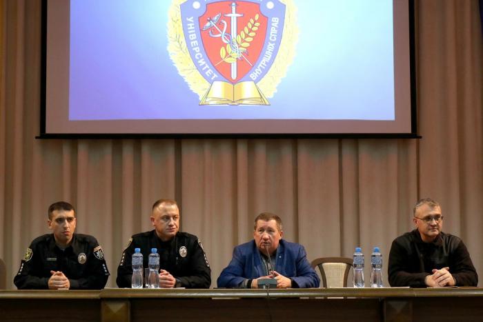 Для представників університету проведено інструктаж щодо дотримання Правил дорожнього руху