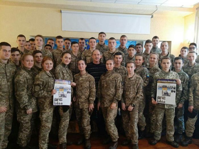 Профорієнтаційна зустріч з учнями випускних класів Ліцею з посиленою військово-фізичною підготовкою «Патріот»