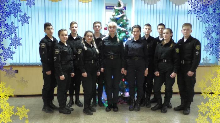 Ліцеїсти вітають з Новим роком (відео)