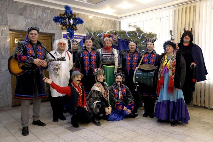 Залучаємо молодь до українських традицій