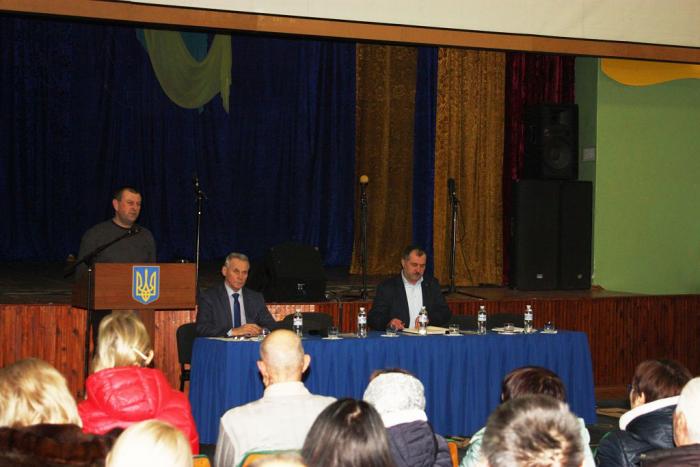 Нагальні питання життєдіяльності Кременчуцького льотного коледжу обговорено під час наради