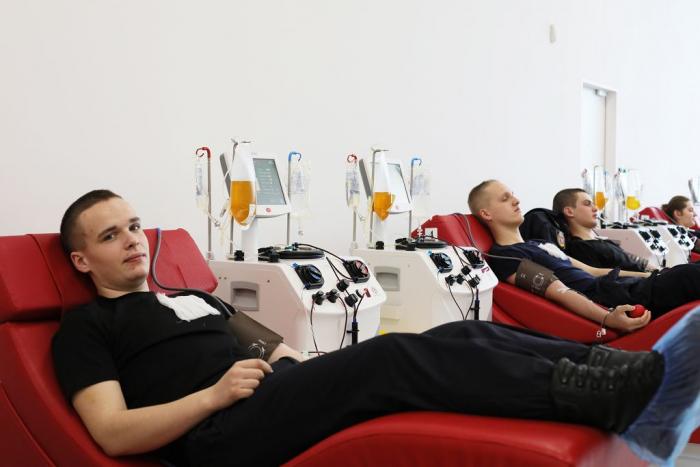 «Червону лінію життя» підтримали курсанти університету