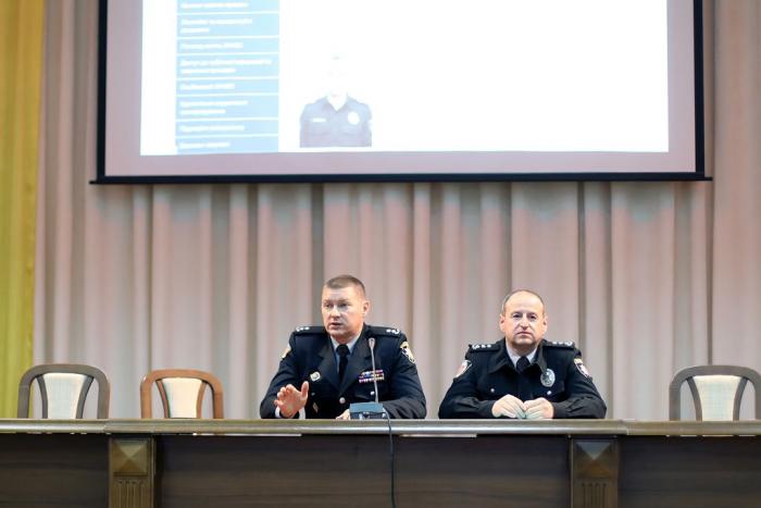 Перший проректор Сергій Бортник провів зустріч з курсантами факультетів №№ 1 та 3.