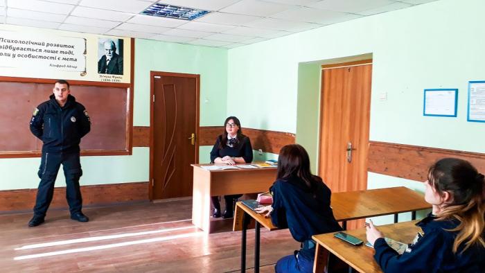 Бінарне заняття з української мови «Документ як основний засіб професійної комунікації» 