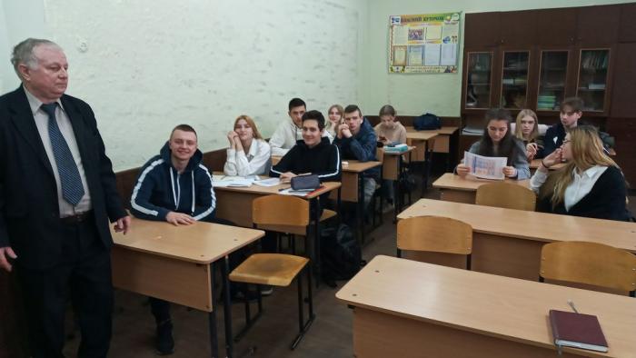 Профорієнтаційні зустрічі з учнями старших класів