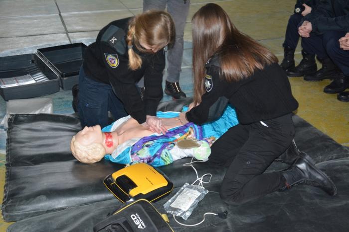 Заняття з домедичної підготовки за участю лікаря екстреної медичної допомоги